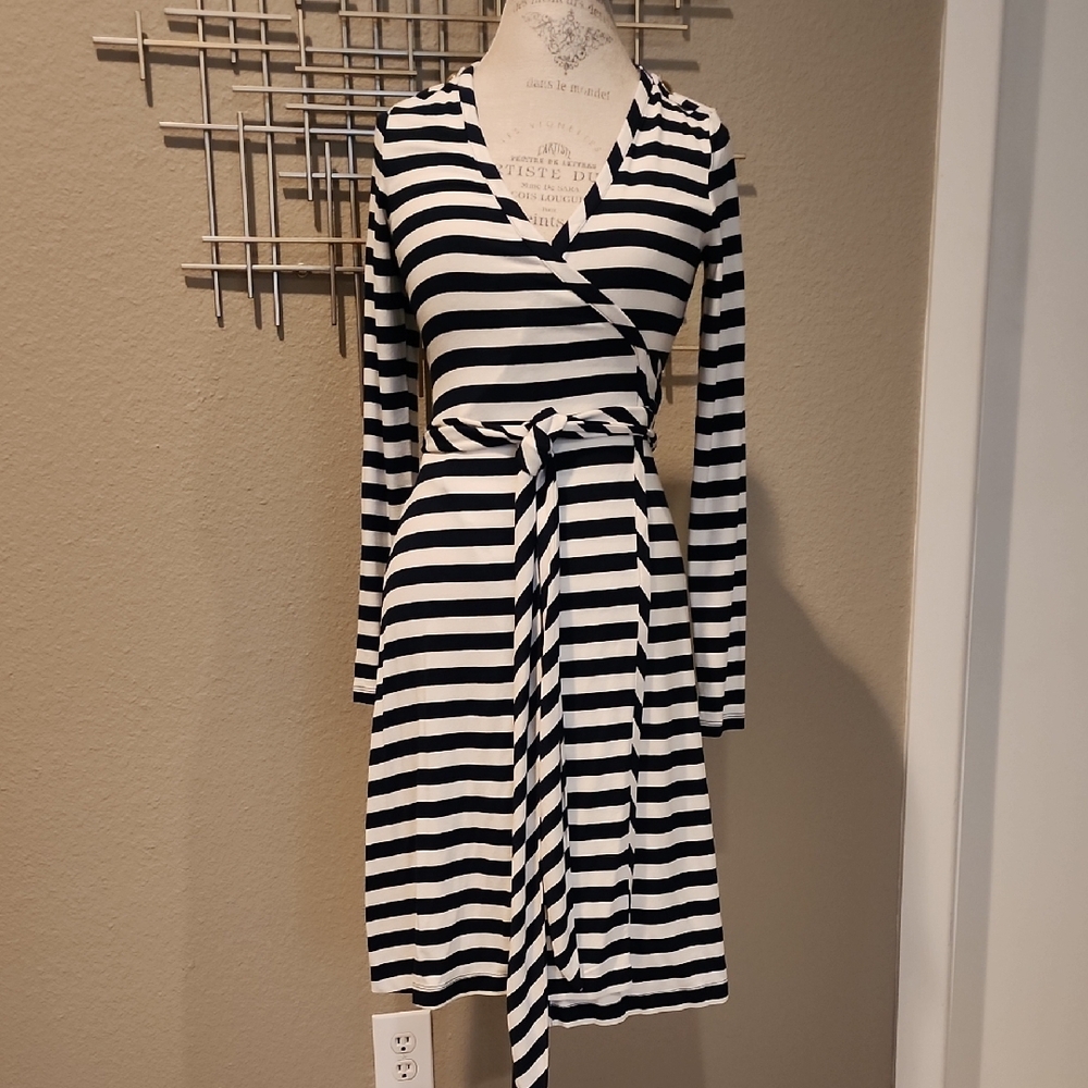NWT Banana Republic Navy/White Stripe  Long Sleeve Wrap Dress Size XS